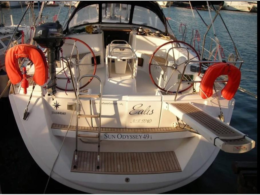 Photo #1 - Sun Odyssey 49i (EALIS) en Alimos Marina - 66909