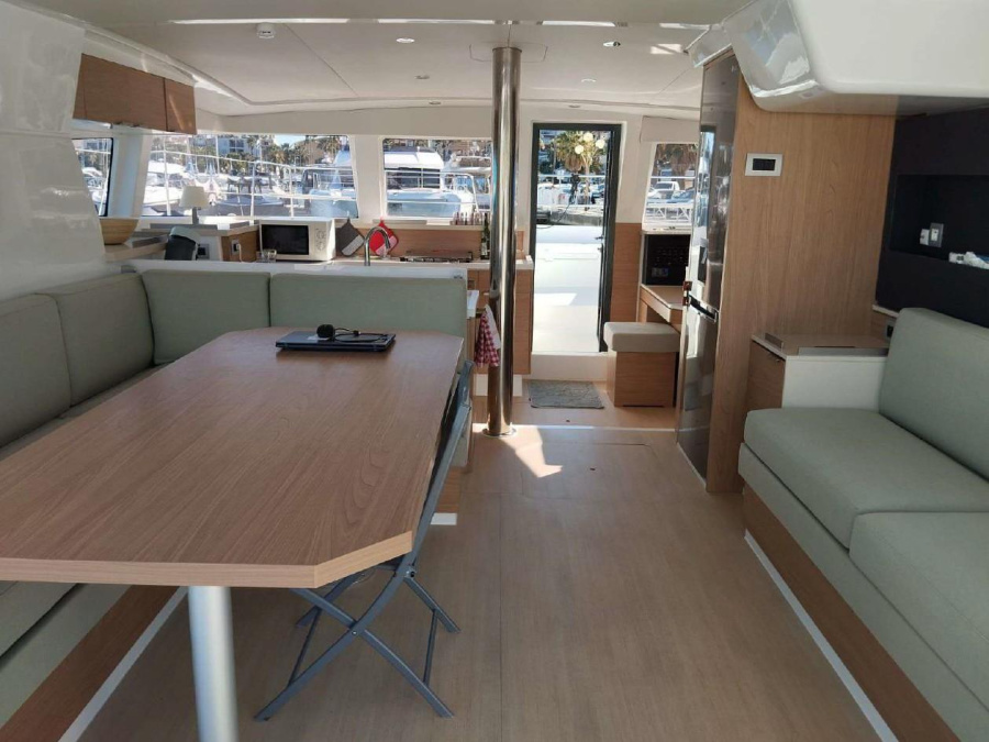 Interior image - 2