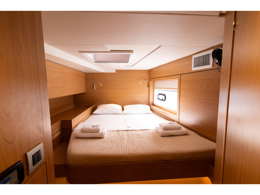 Interior image - 1