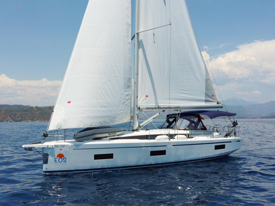 Photo #1 - Bavaria C42 (Selene) en Ece Marina - 22102