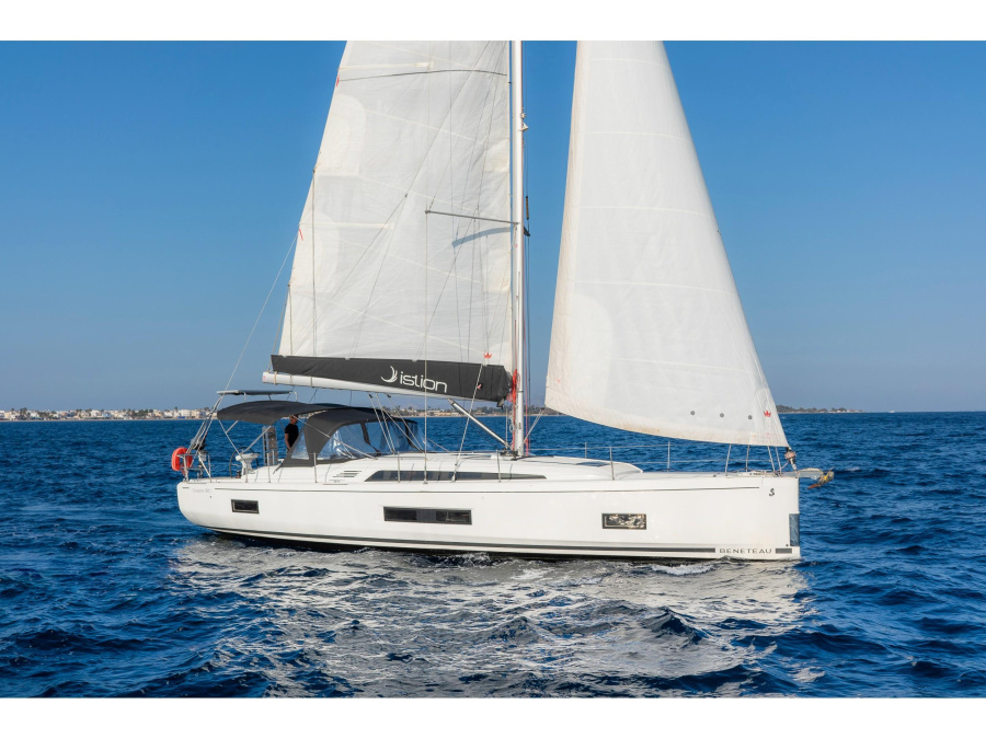 Photo #1 - Oceanis 46.1 (5/3) (Salty Kiss) en Marina - 11348