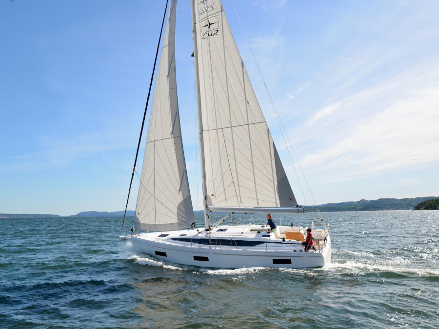 Photo #1 - Bavaria C42 (NAYJARA II) en Porto di - 22563