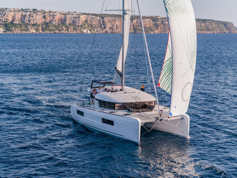 Photo #1 - Lagoon 40 (SOPHIE) en D-Marin Marina Gouvia - 22622