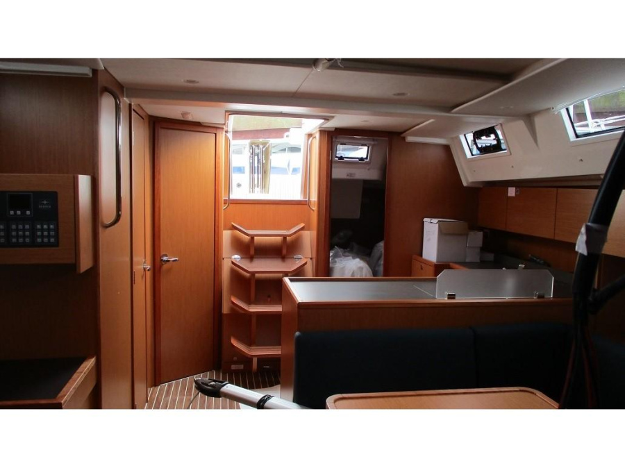 Interior image - 1
