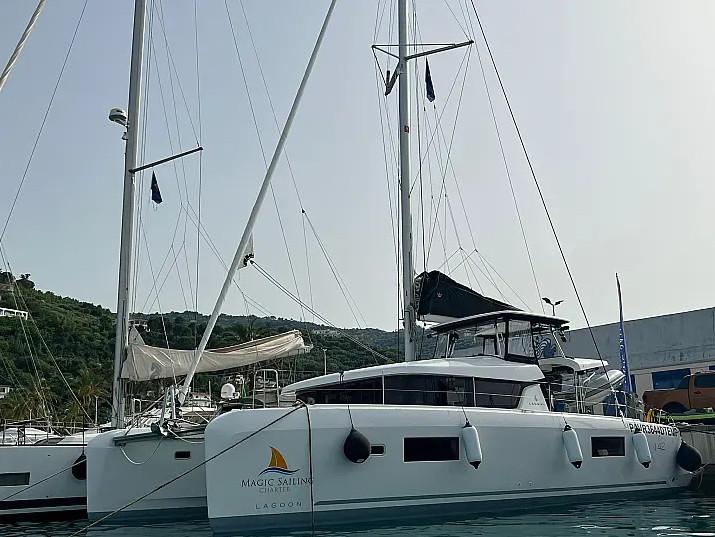 Photo #1 - Lagoon 42 (Capovento - Premium line) en Marina - 22942