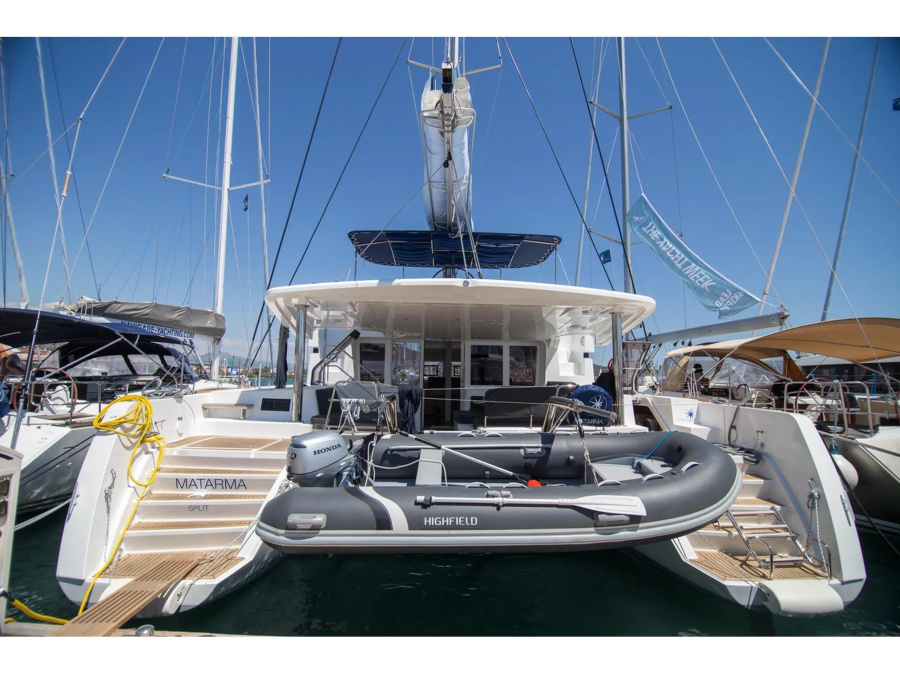 Photo #1 - Lagoon 52F (Matarma) en Olympic Marina - 23600