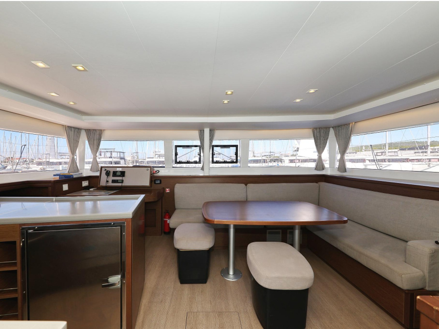 Interior image - 1