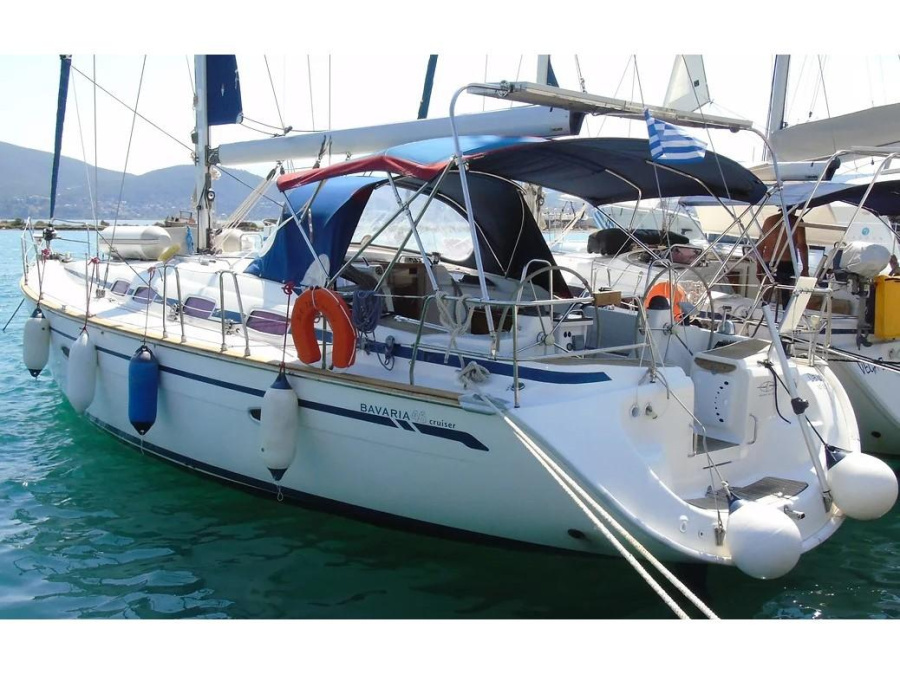 Photo #1 - Bavaria 46 Cruiser (Daluz) en Port of Lefkas - 20073