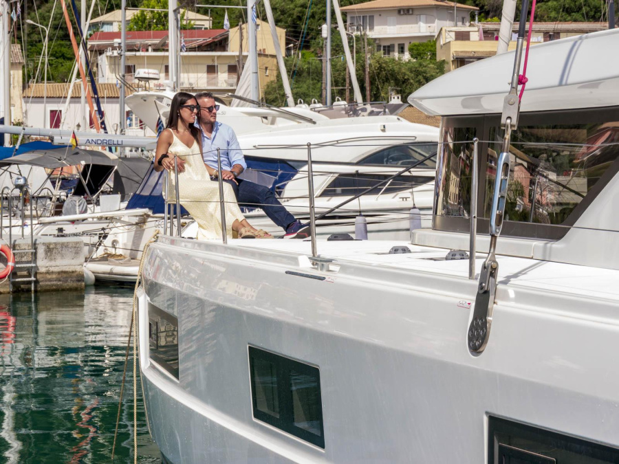 Photo #1 - Lagoon 46 AC&GEN/ WM/ CAM/ WI-FI 2025 (Latria) en Marina Benitses - 23237