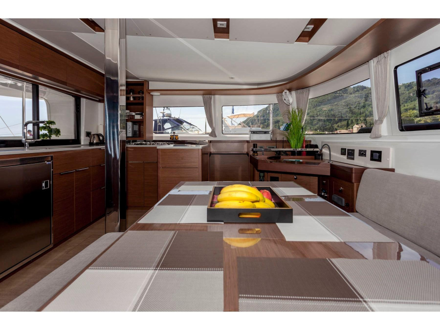 Interior image - 2