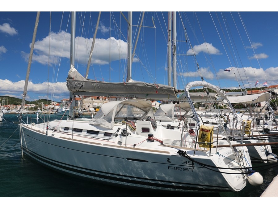 Photo #1 - First 35 (Leo) en ACI Marina Jezera - 22000