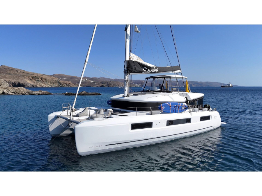 Photo #1 - Lagoon 51 (SPRING_) en Alimos Marina - 20450