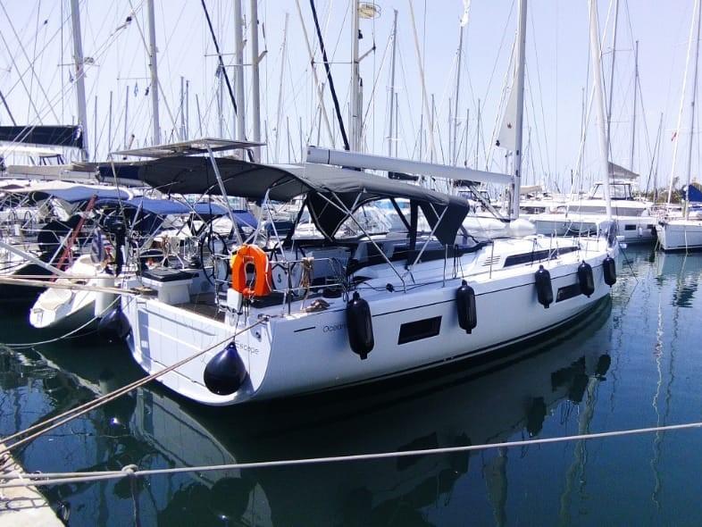 Photo #1 - Oceanis 51.1 (ESCAPE) en Alimos Marina - 16726