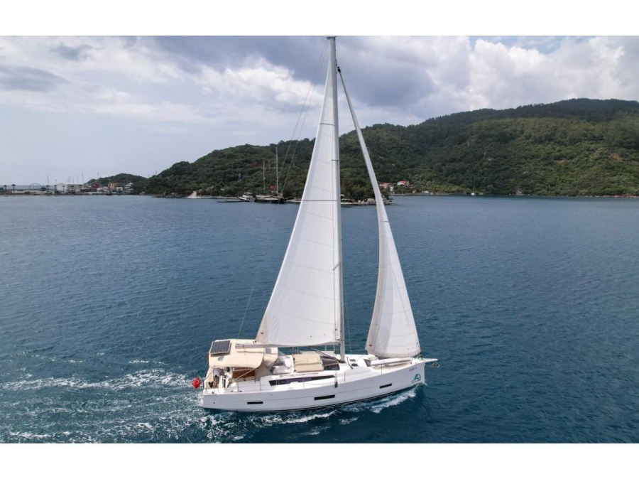 Photo #1 - Dufour 430 (Ida 1) en Yacht Marina - 19153