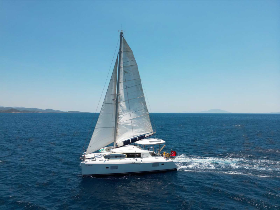 Photo #1 - Lagoon 420 (LeVent) en Gumbet Limani - 23512