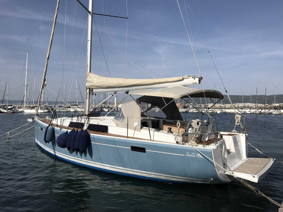 Photo #1 - Hanse 385 (Alkyoni) en Marina - 23535
