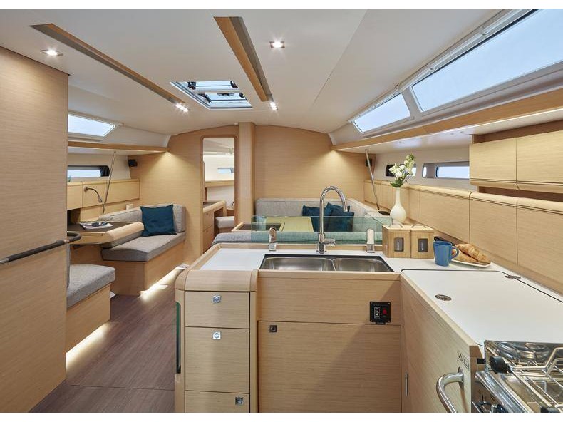 Interior image - 2