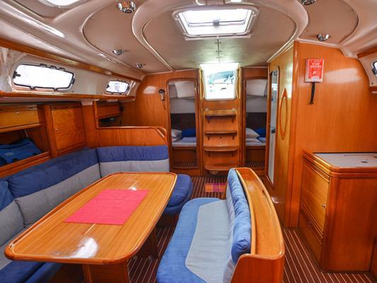 Interior image - 1
