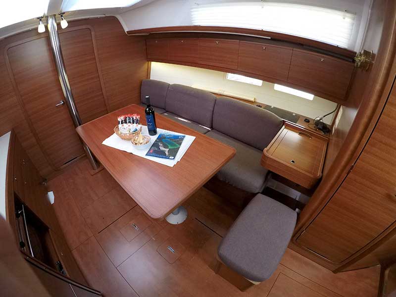 Dufour 382 - 1