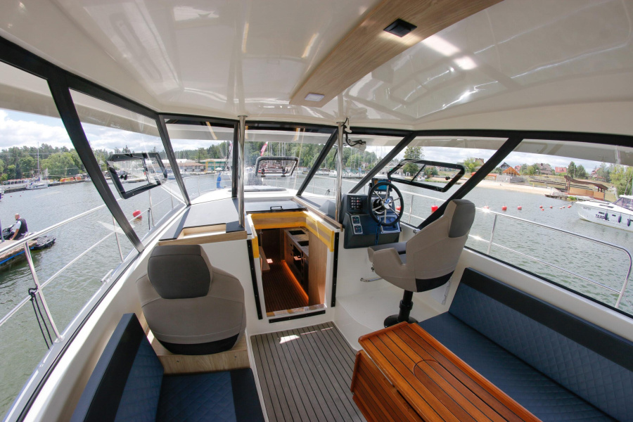 Nautika 1300 Royal - 2