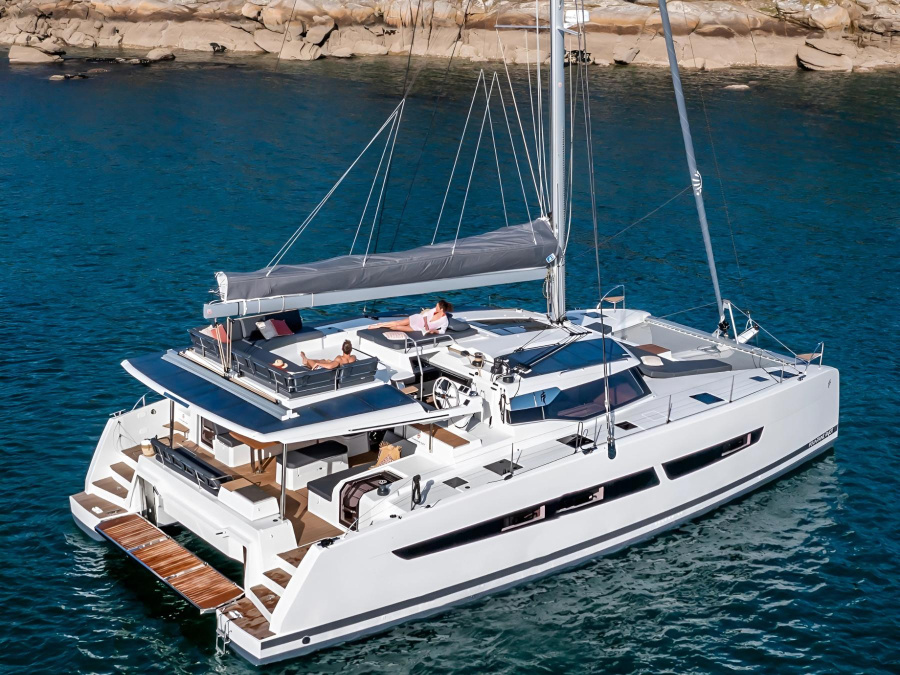 Photo #1 - Aura 51 (Aerial) en Agia Anna Paraga - 22092