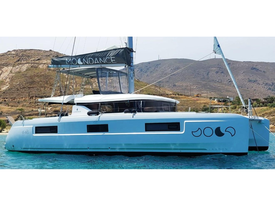 Photo #1 - Lagoon 46 (MOONDANCE) en Alimos Marina - 18216