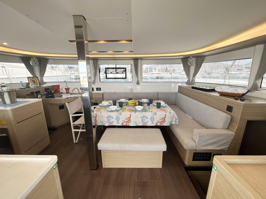 Interior image - 2
