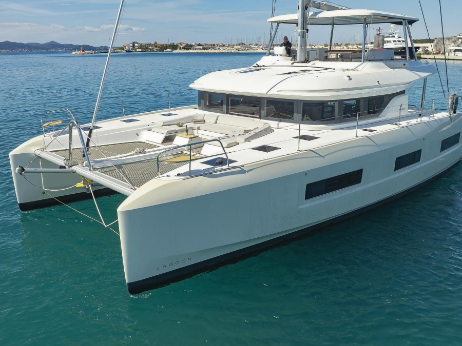 Photo #1 - Lagoon 55_5 Cabins (SALISKA) en Port of / West Harbour - 13348