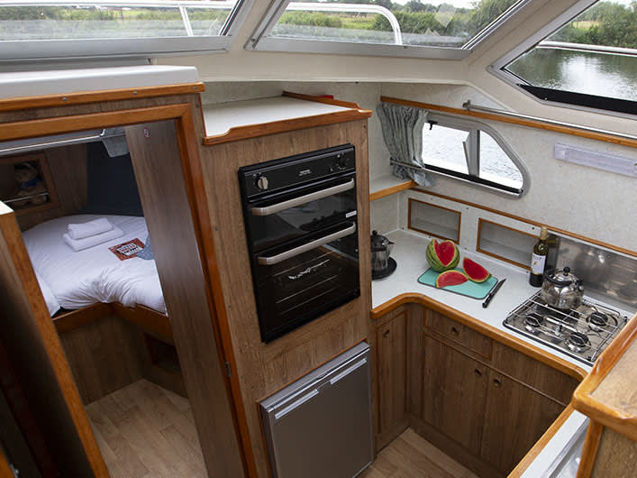 Crusader - Budget 16 - 2