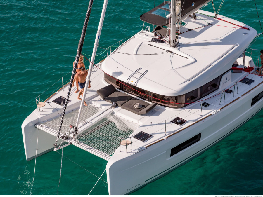 Photo #1 - Lagoon 40 (Andromeda) en Alimos Marina - 61283