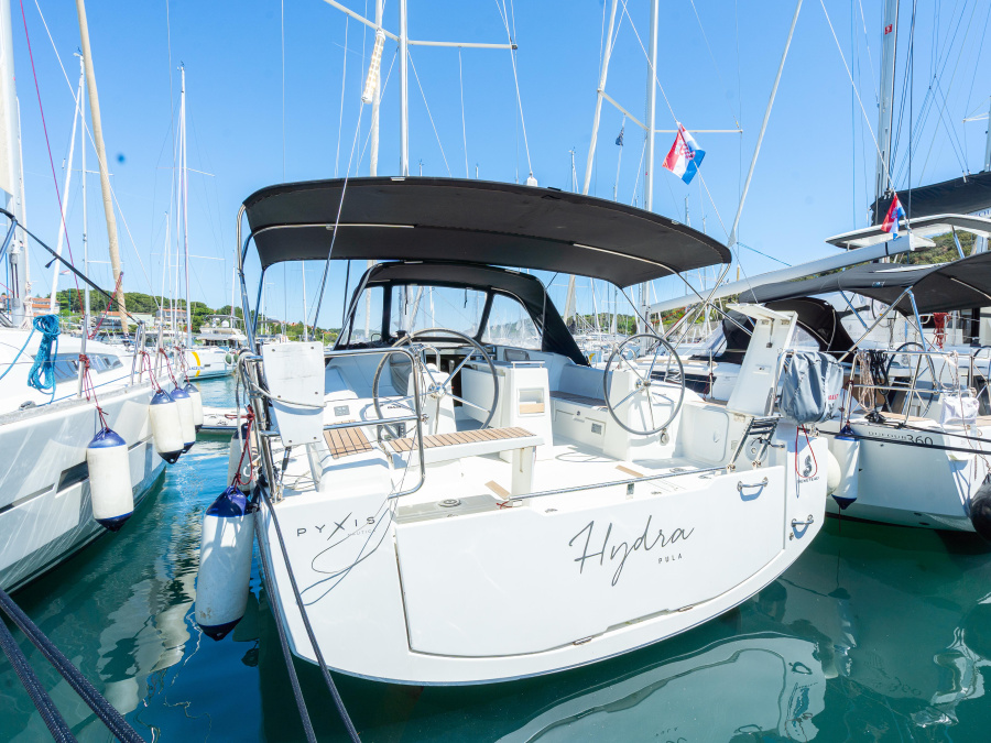 Photo #1 - Oceanis 38.1 (Hydra) en Tehnomont Marina Veruda - 23370