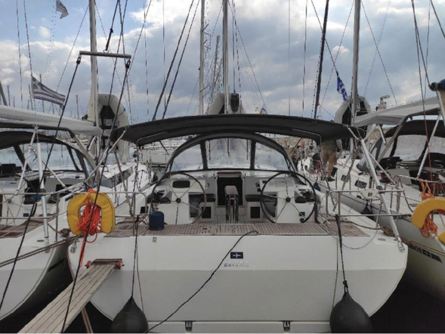 Photo #1 - Bavaria C45 (5 cab.) (Katrin) en Alimos Marina - 9487