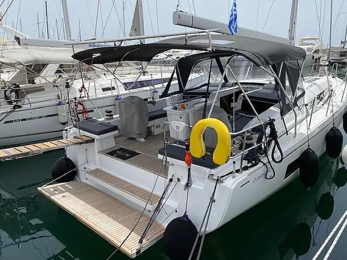 Photo #1 - Oceanis 46.1 (5 cab.) (Bar-Bar) en Alimos Marina - 61851