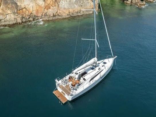 Photo #1 - Oceanis 37.1 (3 cab.) (Mercator) en Nikiana Marina - 61858