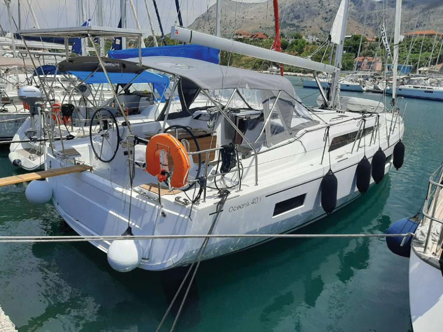 Photo #1 - Oceanis 40.1 (4 cab.) (Fots) en Marina - 24954