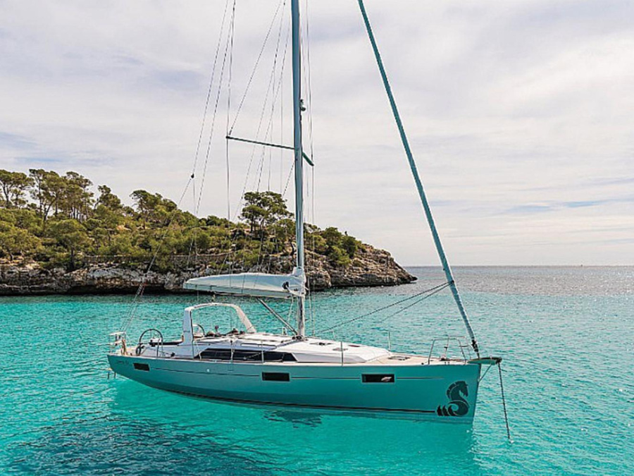 Photo #1 - Oceanis 41.1 (3 cab.) (Tikal II) en D-Marin Marina Lefkas - 61892