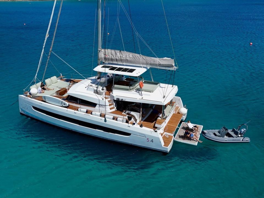 Photo #1 - Bali 5.4 (Mastermind II) en Bobby's Marina - 61782
