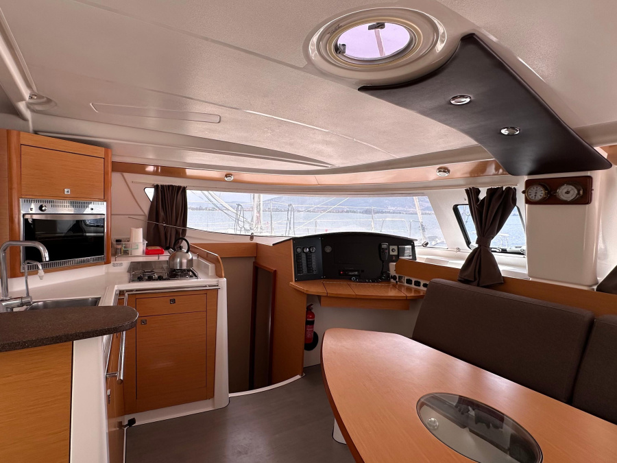 Interior image - 1