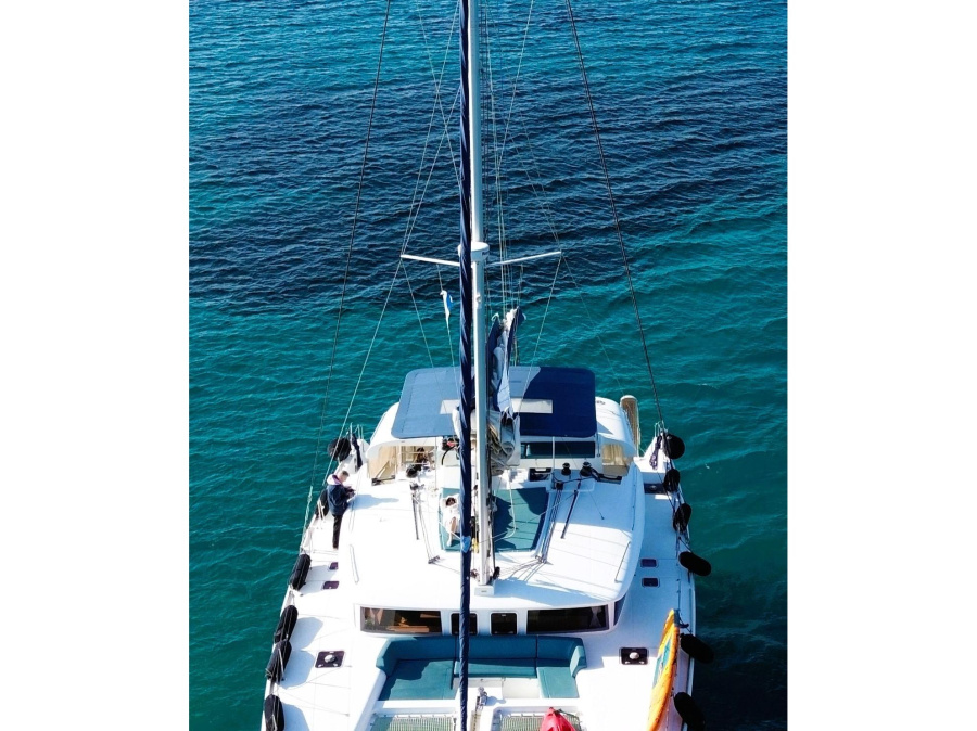 Photo #1 - Lagoon 450 Fly (Joy) en Alimos Marina - 23227