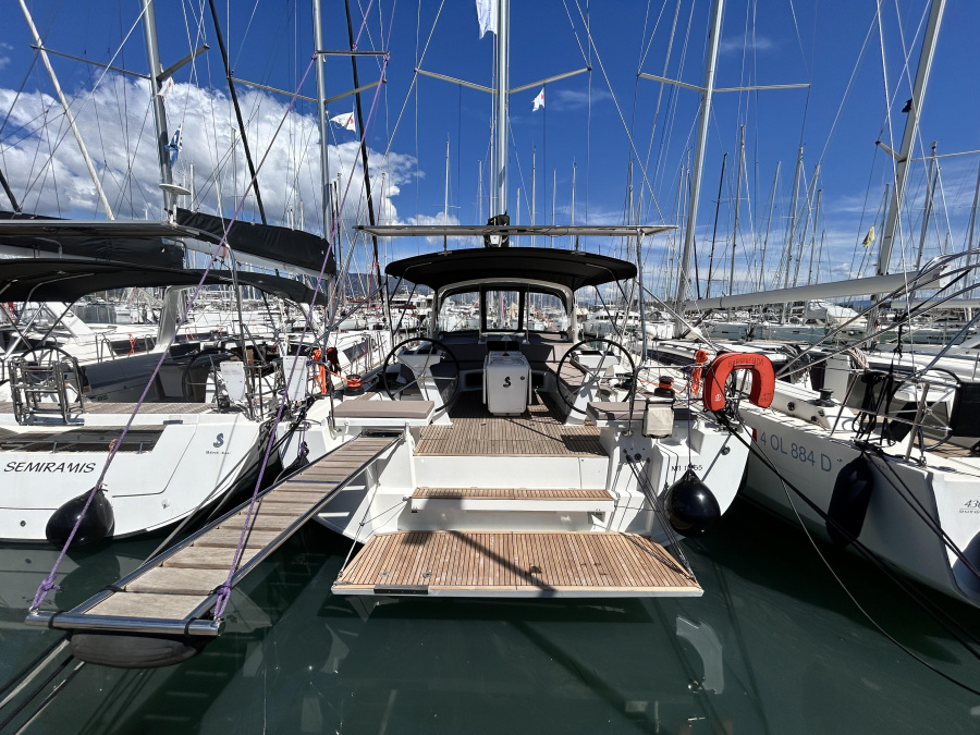 Photo #1 - Oceanis 51.1 (Barracuda (Refit 2026 - A/C - Generator - Electric Heads - 12 Pax)) en D-Marin Marina Gouvia - 63646