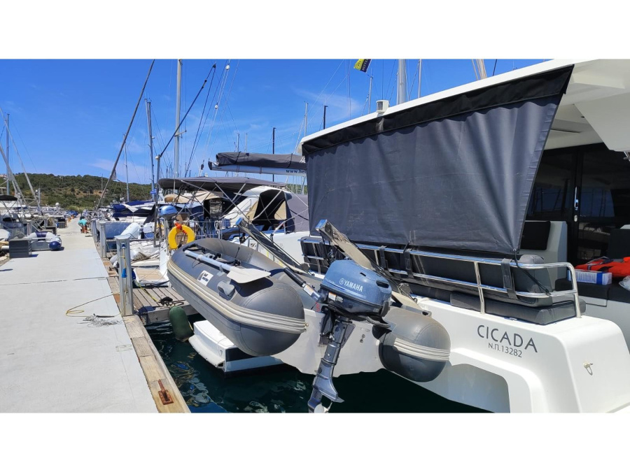 Photo #1 - Fountaine Pajot Astrea 42 (Cicada) en Olympic Marina - 18462