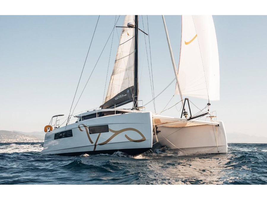 Photo #1 - Nautitech 44 Open (Hydra) en Olympic Marina - 65249