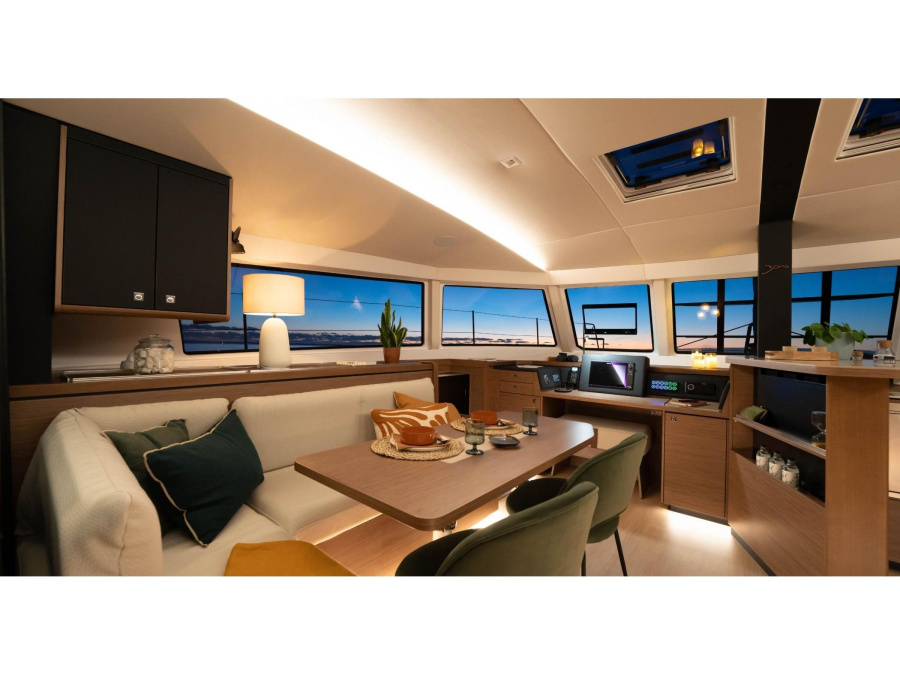 Interior image - 2