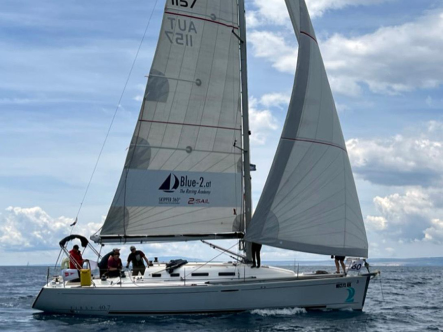 Photo #1 - First 40.7 (Kodo) en Marina Punat - 63715
