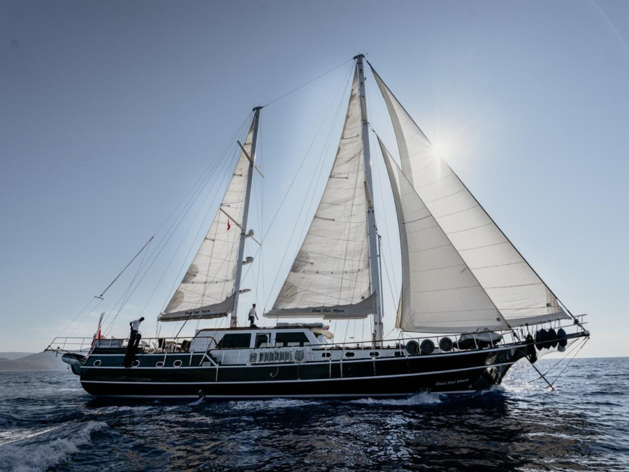 Photo #1 - MOTORSAILOR DEA DEL MARE (Dea Del Mare) en Marina - 67412