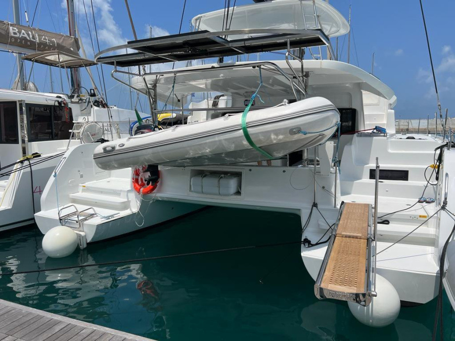 Photo #1 - Lagoon 46 (ARIANNA) en Marina - 64161