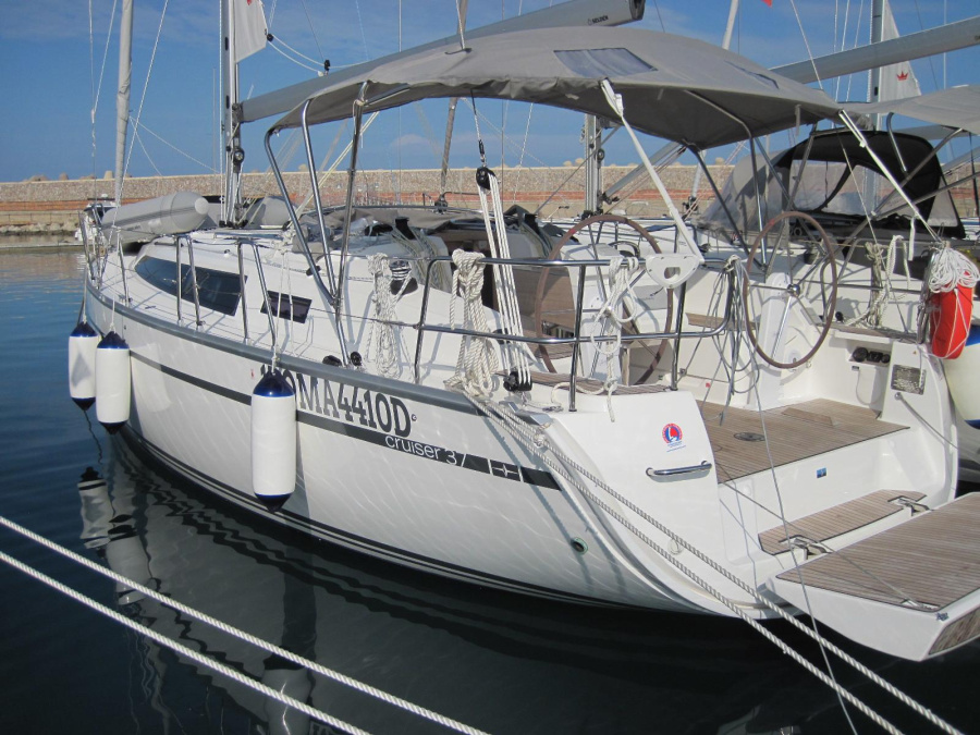 Photo #1 - Bavaria Cruiser 37 (FIAMMA) en Marina - 64169