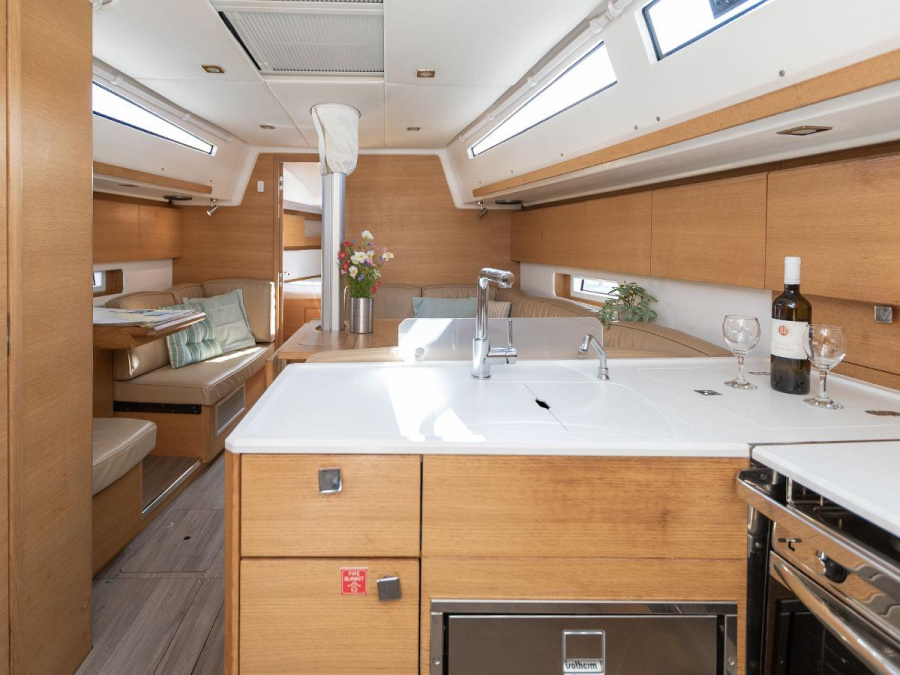 LINA 2020 (new sails 2024., air condition) - 2