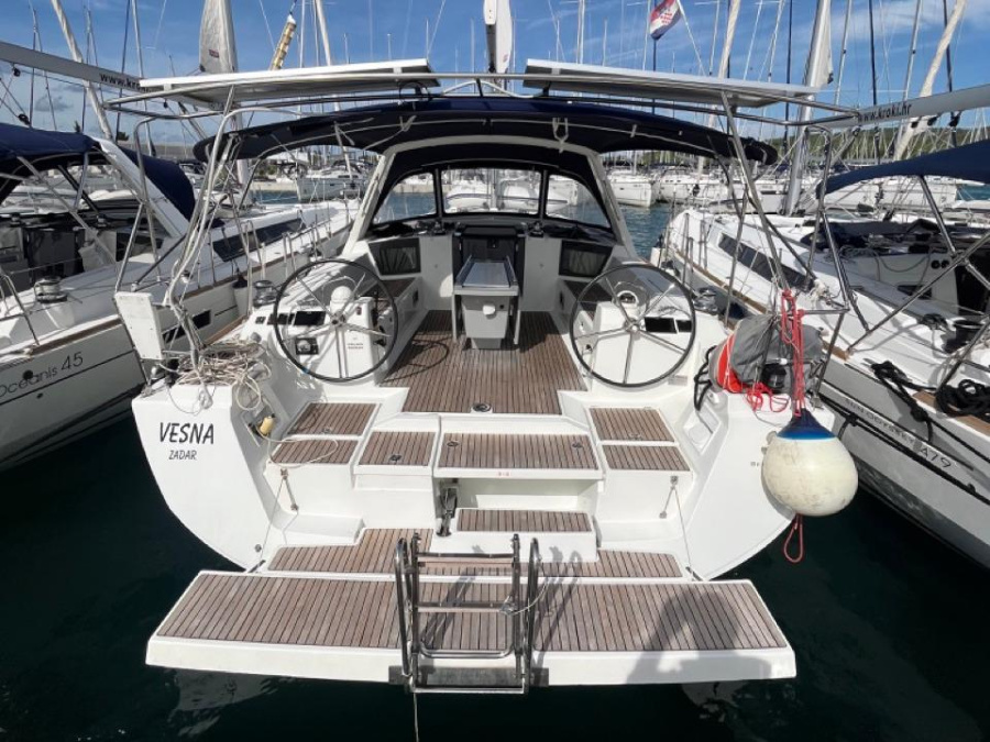 Photo #1 - Oceanis 45- 4 cab (VESNA) en D-Marin Dalmacija Marina - 7134