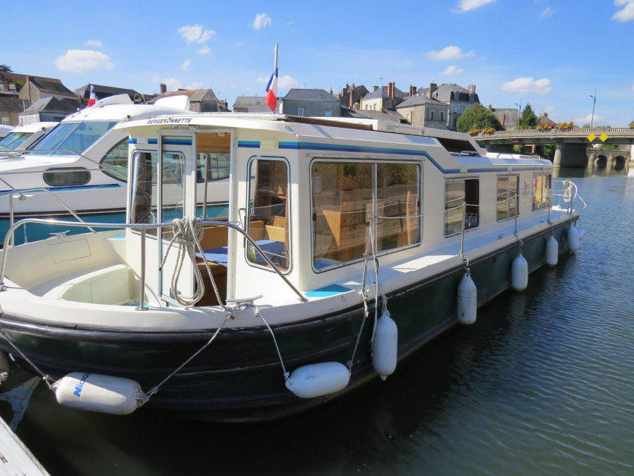 Photo #1 - Classic Family 4-8 p. (Bergeronnette) en Sablé-sur-Sarthe - 64515